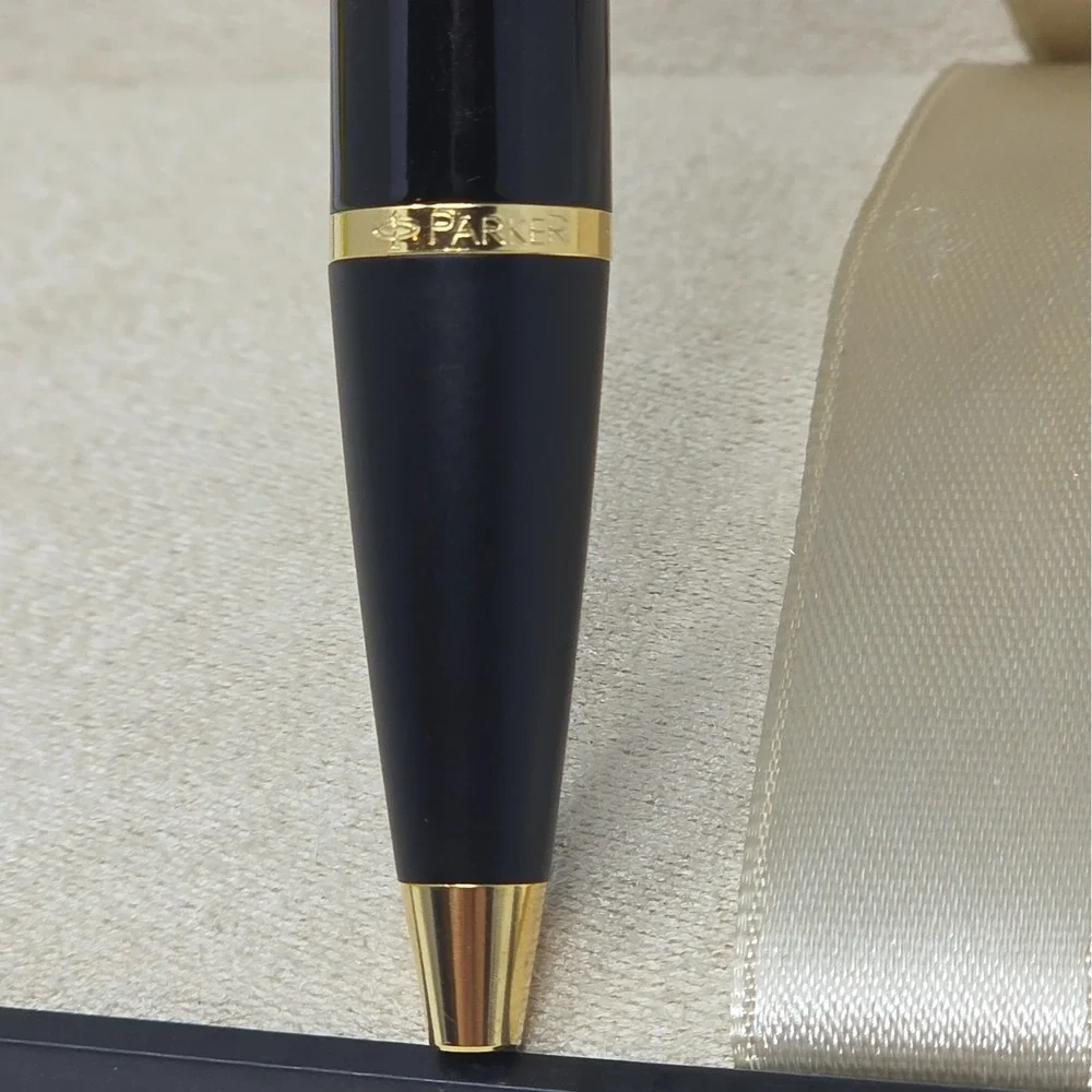 Parker Black Lacquer Gold Trim Ballpoint Pen w/ Box – Custom Baehre Real Estate